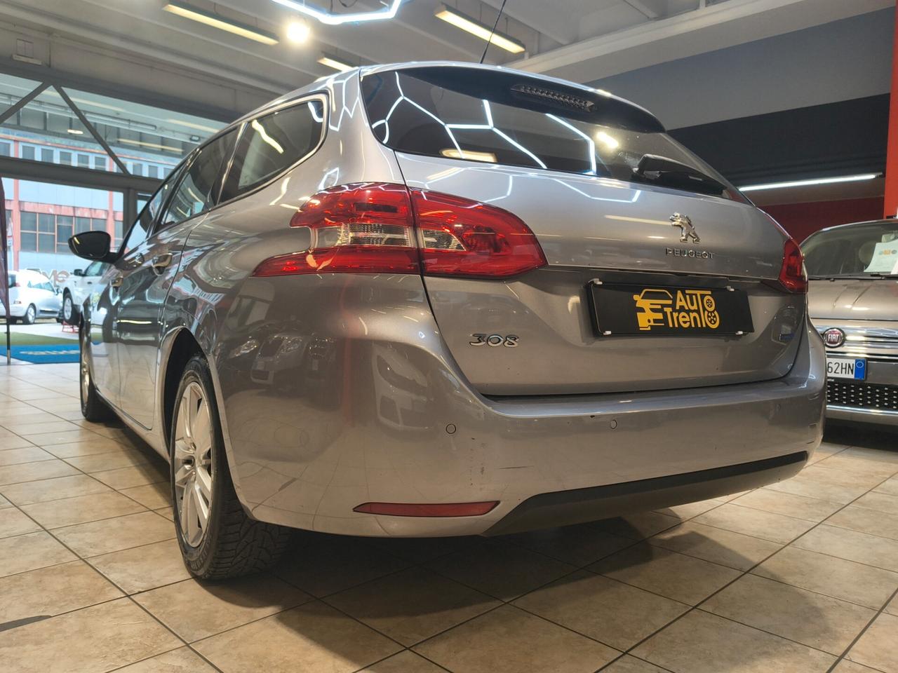 Peugeot 308 BlueHDi 120 S&S EAT6 SW Allure