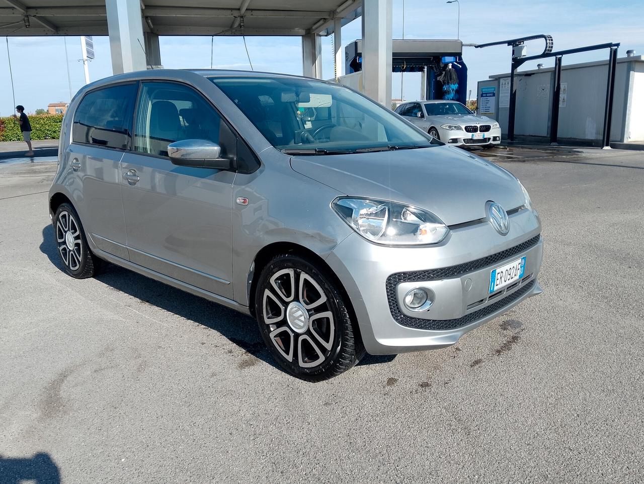 Volkswagen up 1.0 tutta tagliandata full optional