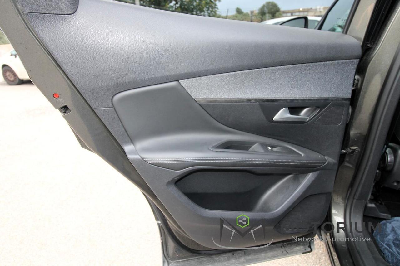 Peugeot 3008 3008 1.6 bluehdi Business s&s 120cv