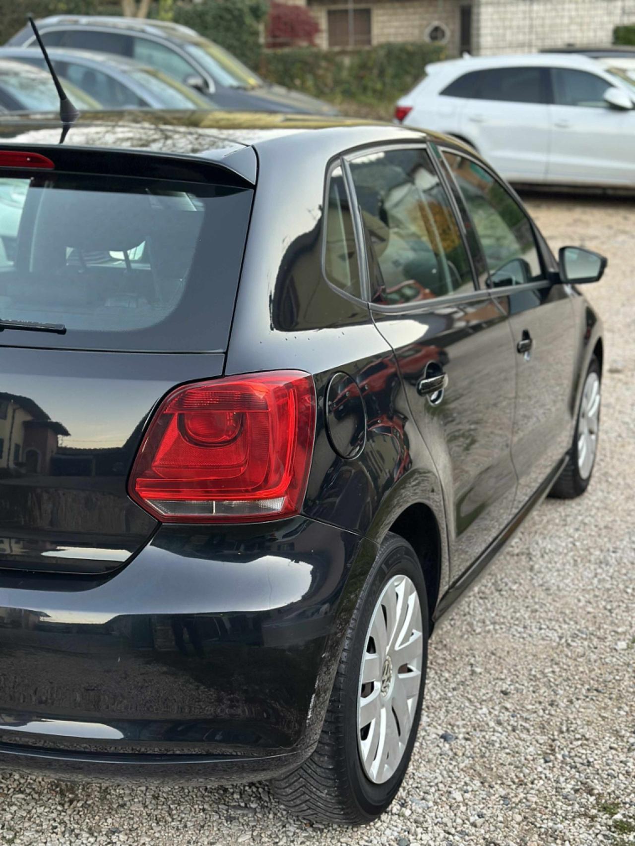 Volkswagen POLO 1.4 5P COMFORTLINE NEOPAT KMCERT