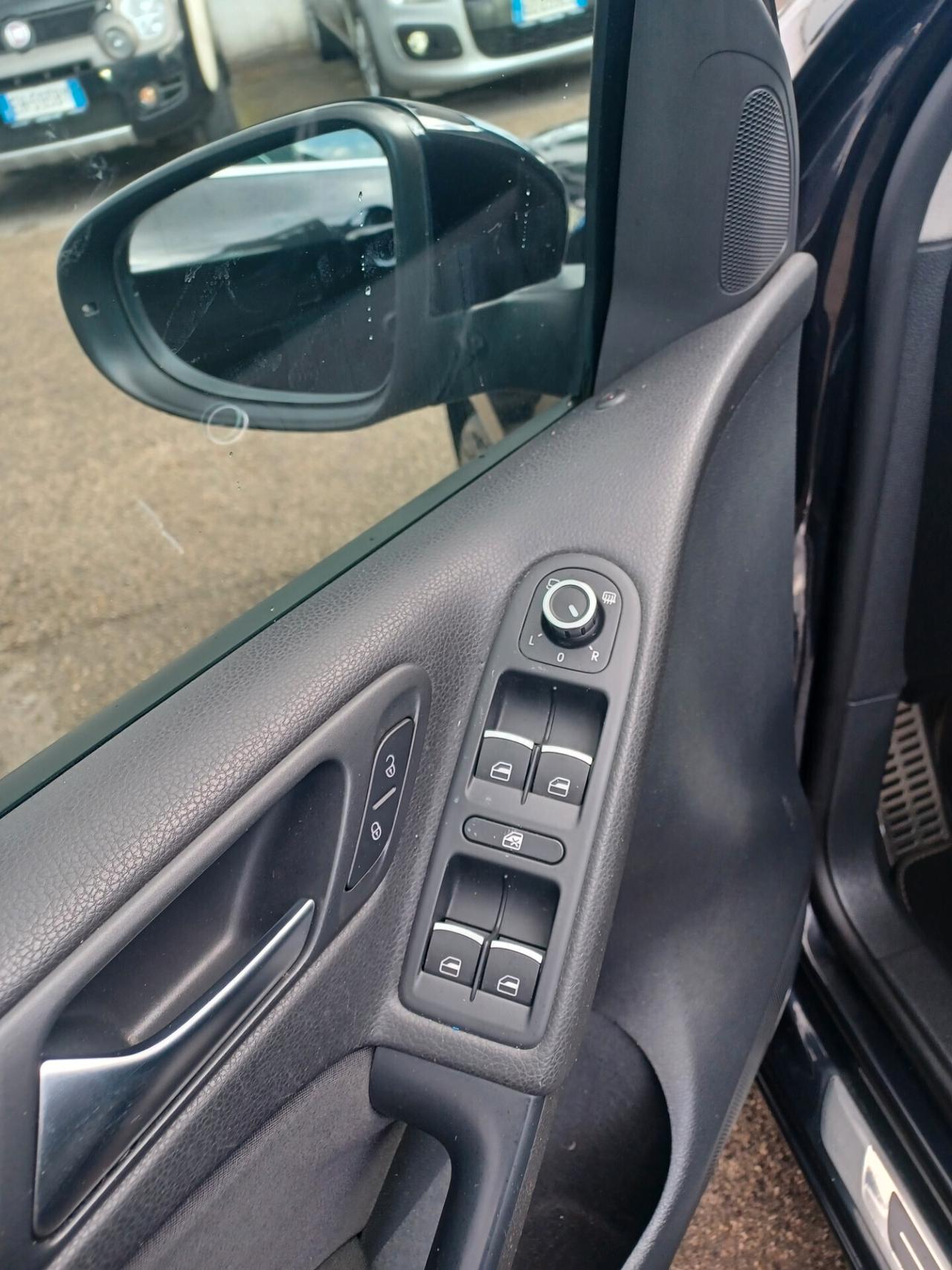 Volkswagen Golf 2.0 TDI 140CV DSG 5p. Highline