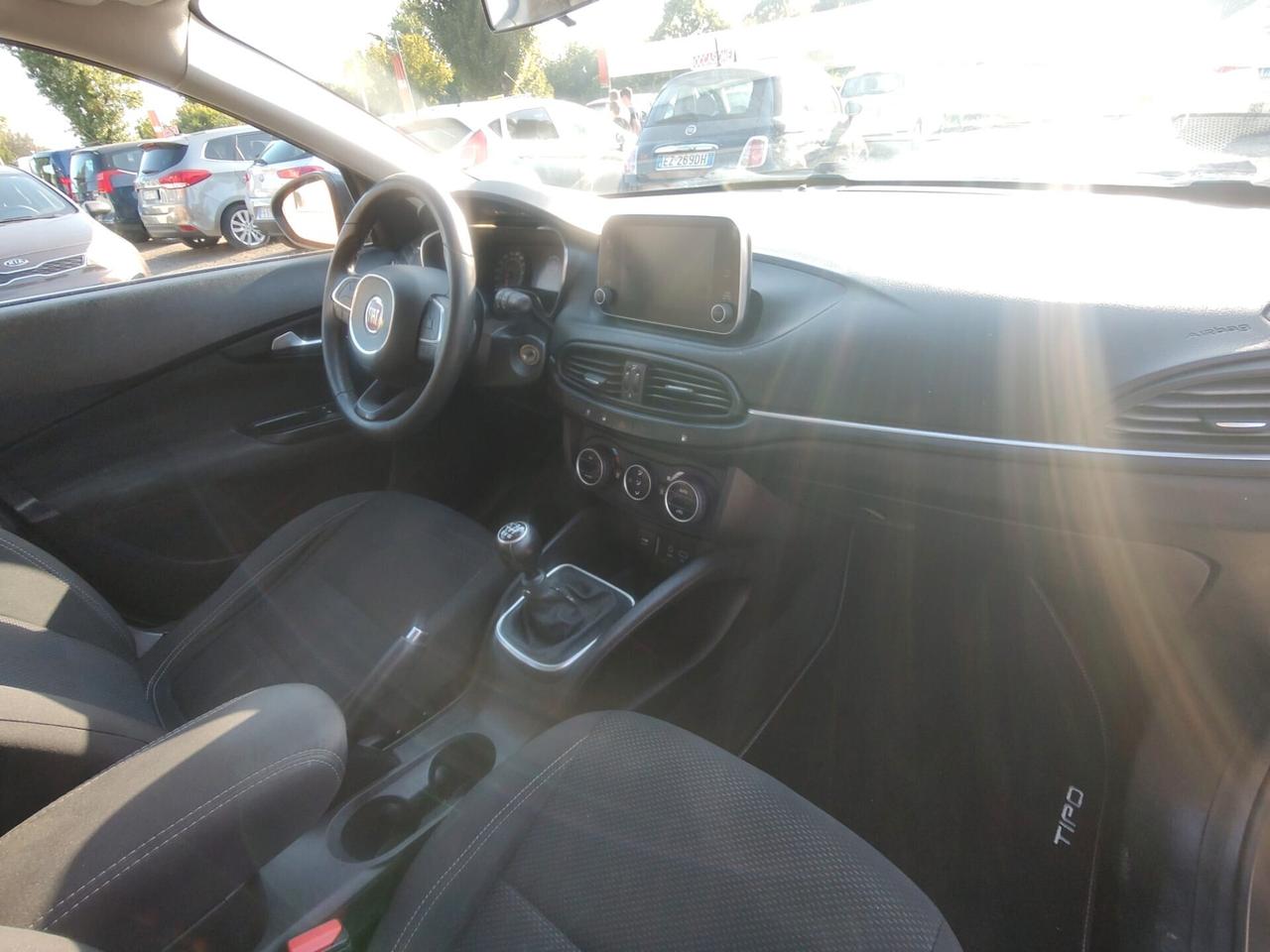 Fiat Tipo 1.4 T-Jet 120CV BENZ\ GPL 5 porte Easy 88KW, OK NEOPANTATI, GARANZIA L.12 MESI