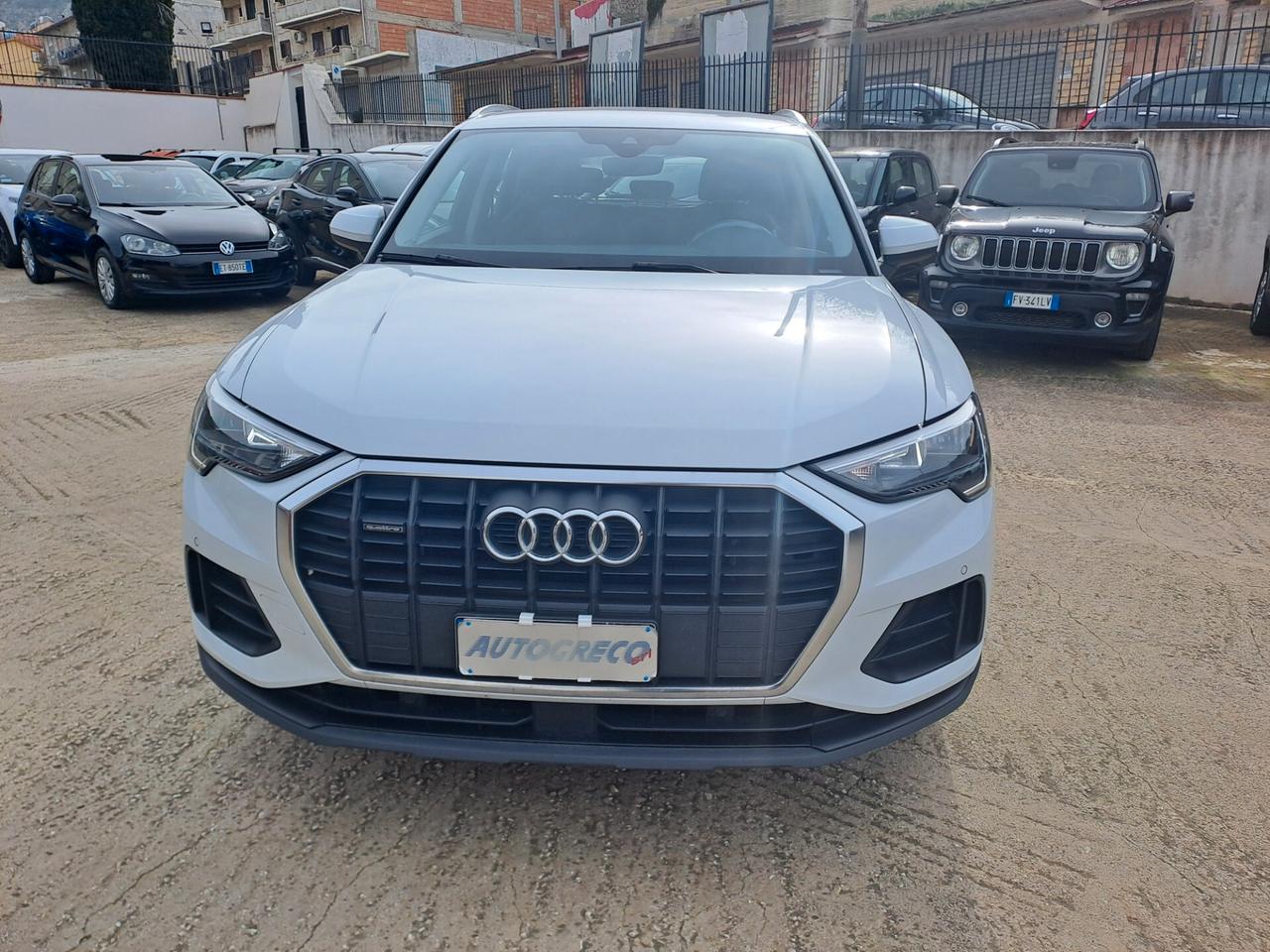 Audi Q3 35 TDI quattro Business