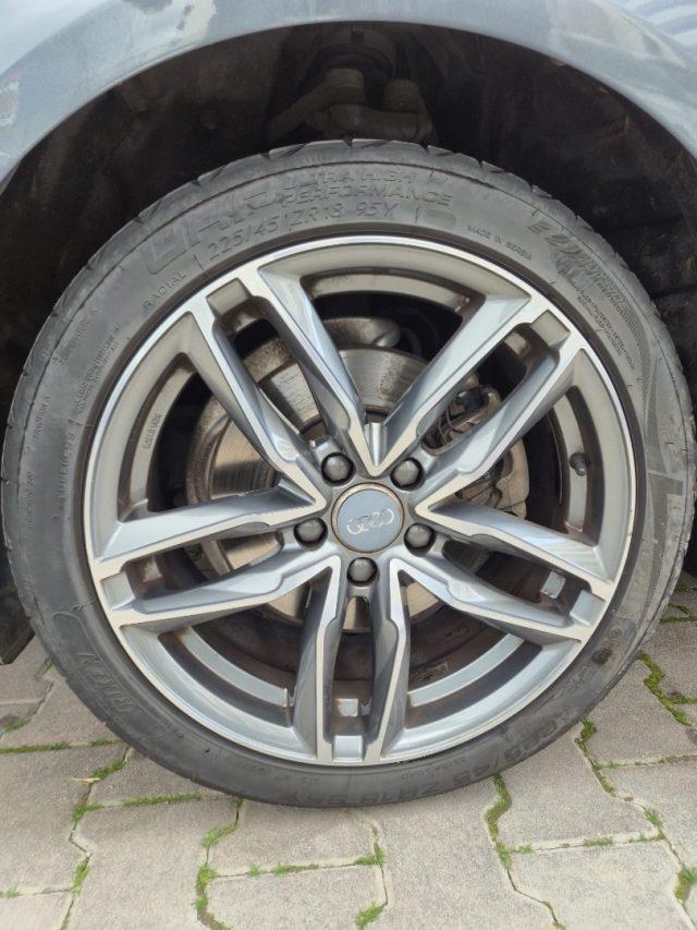 AUDI A4 Avant 2.0 TDI 150 CV S tronic Business