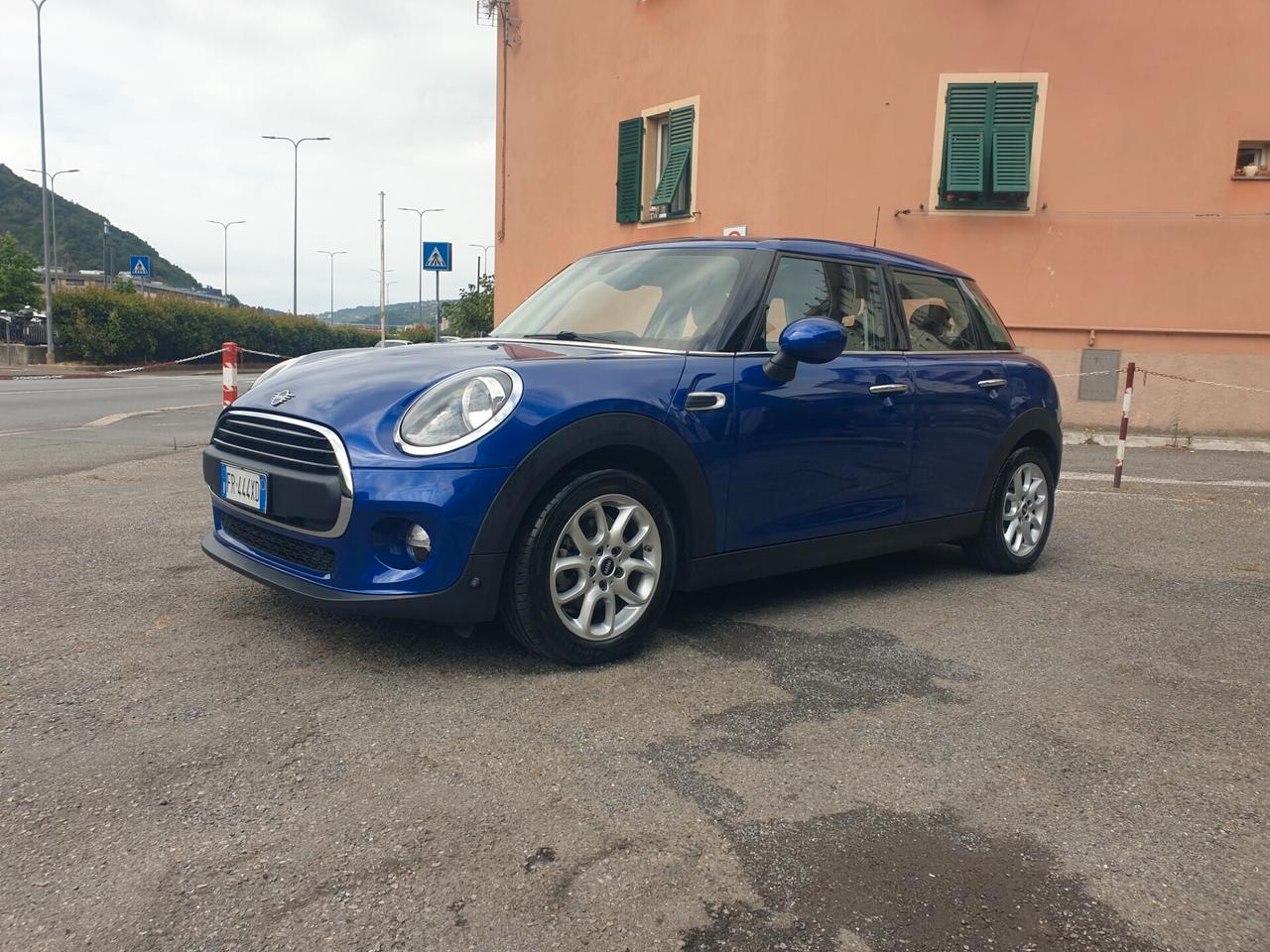 Mini 1.5 One D 5 porte