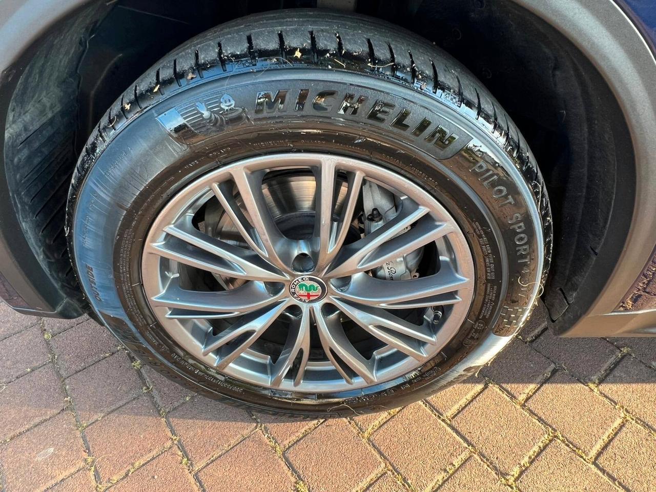 Alfa Romeo Stelvio 2.2 Turbodiesel 190 CV AT8 Q4 Executive