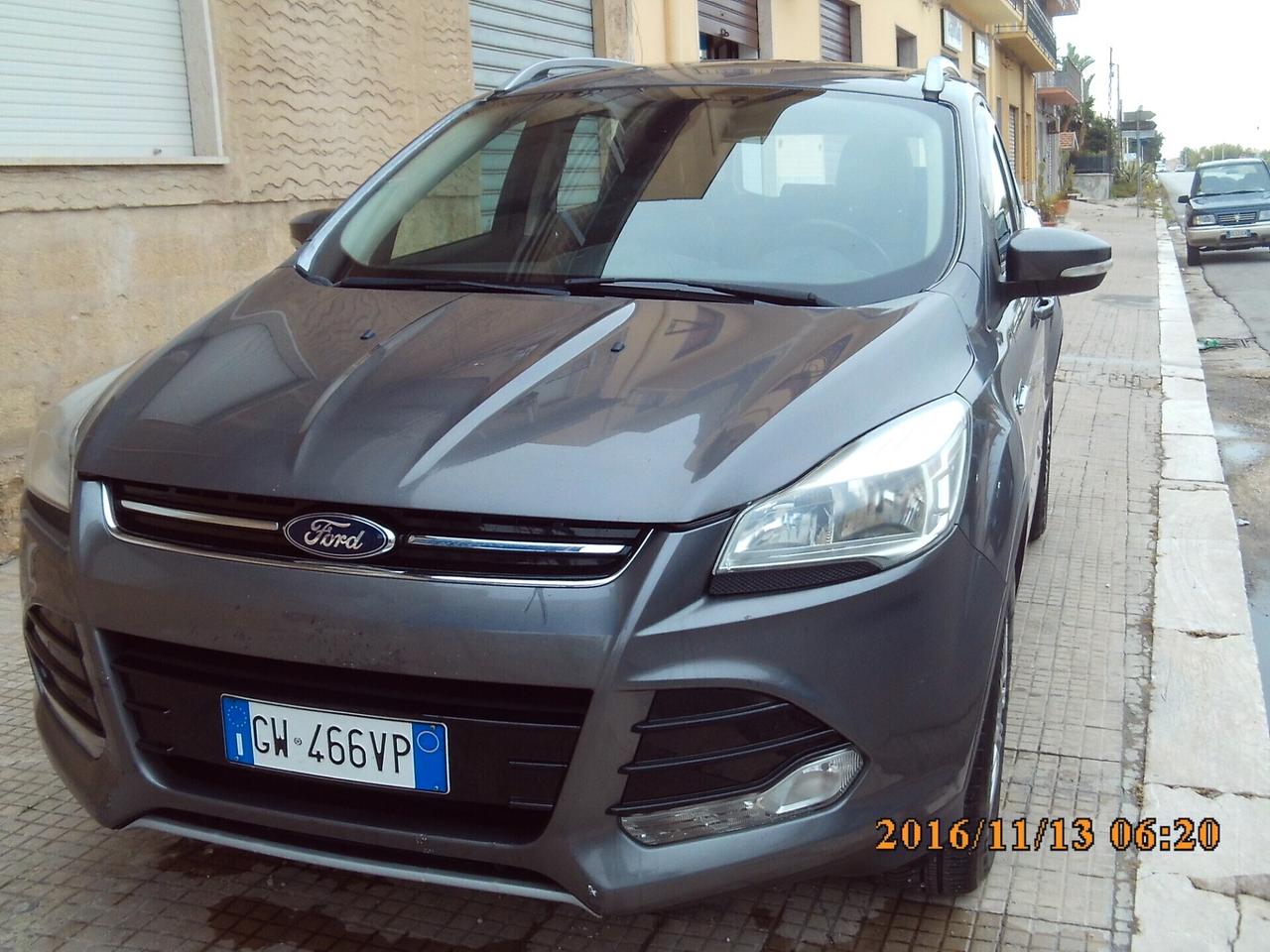 Ford Kuga 2.0 TDCI 140 CV 4WD Titanium
