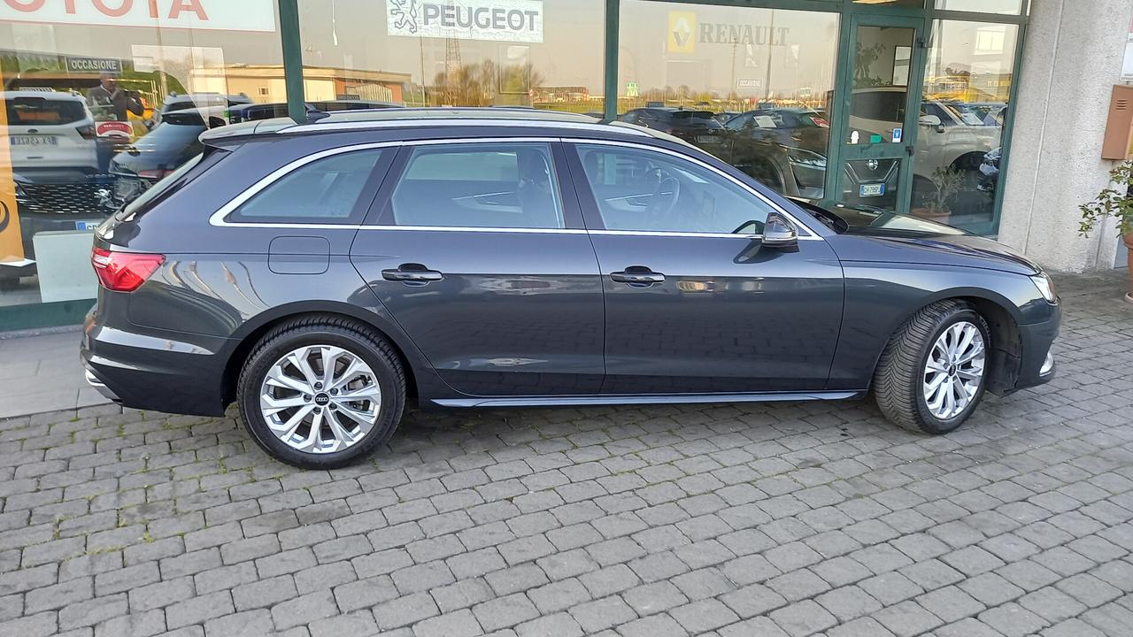Audi A4 Avant 35 TDI/163 CV S tronic Business Advanced