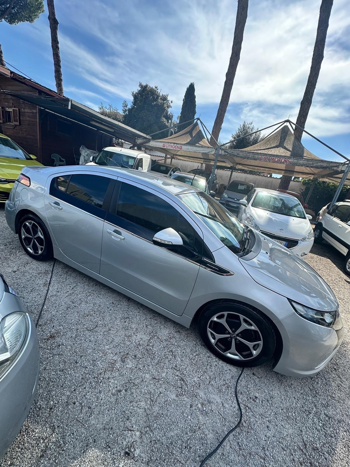 Opel Ampera 1.4 Benzina Range Ibrida plug in Autonomia totale 550 km FULL OPTIONAL