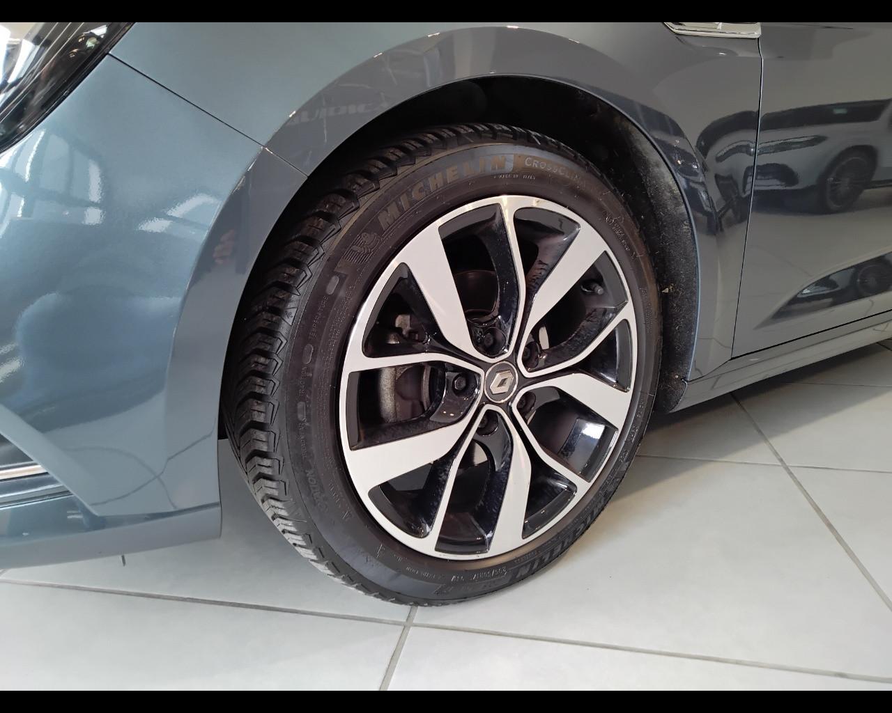 RENAULT Megane IV 2016 - Megane 1.3 tce Intens 140cv fap