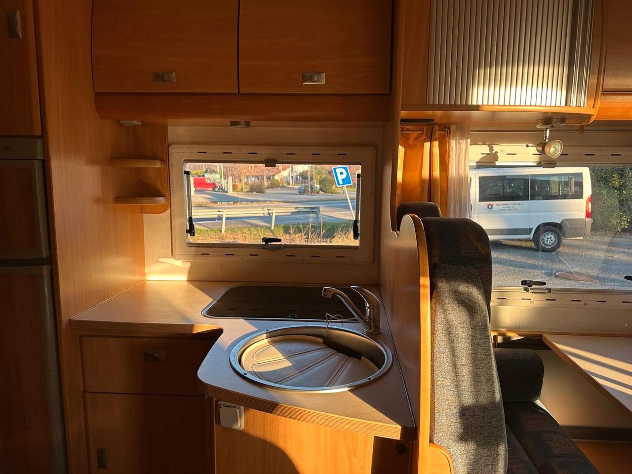 Ford TRANSIT mansardato