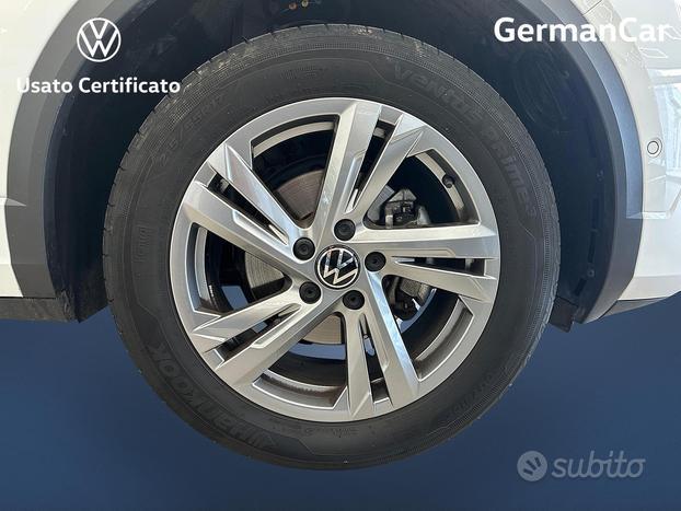 Volkswagen T-Roc 1.0 tsi r-line 110cv