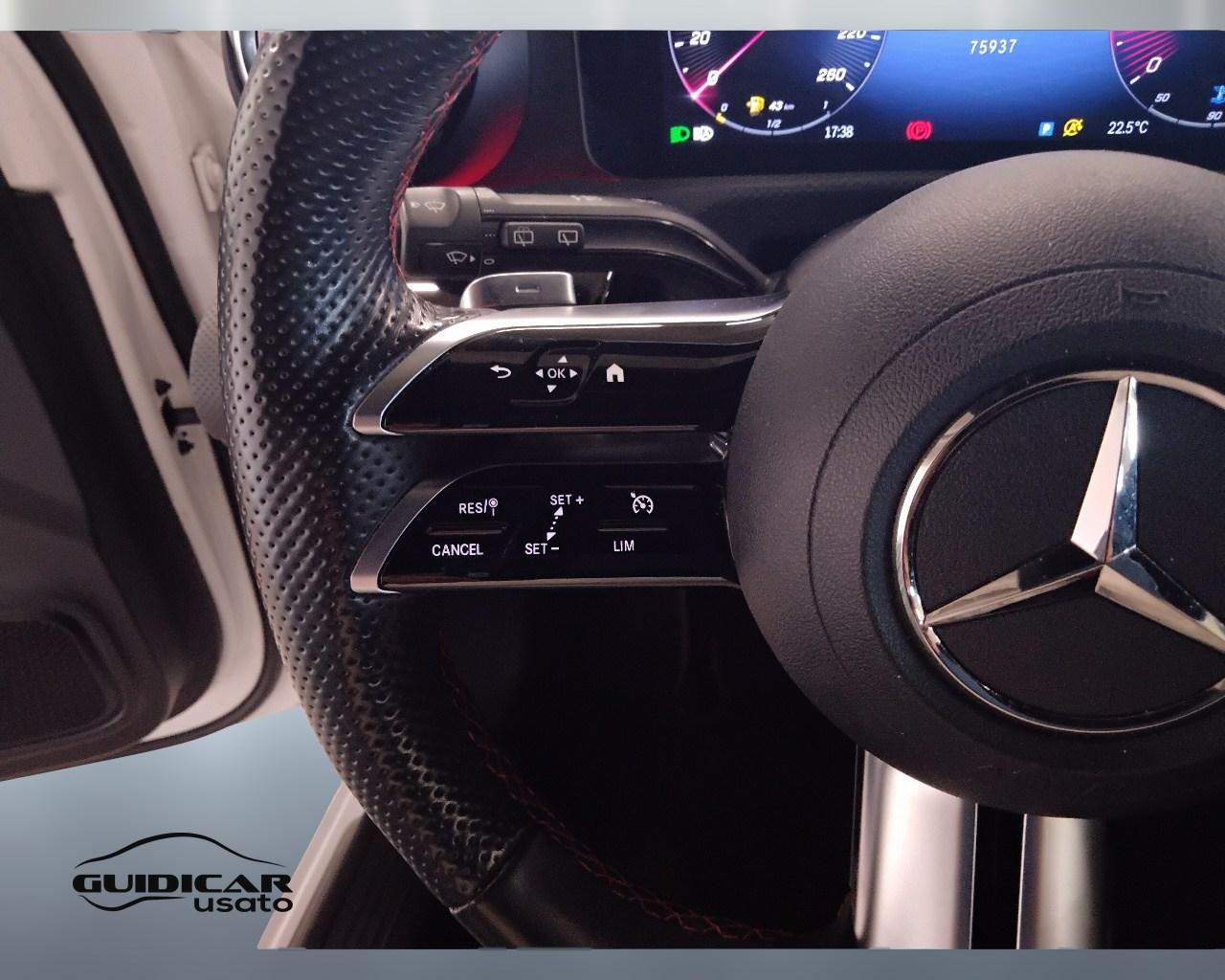Mercedes-Benz Classe A - W177 2023 - A 180 d AMG Line Advanced Plus auto