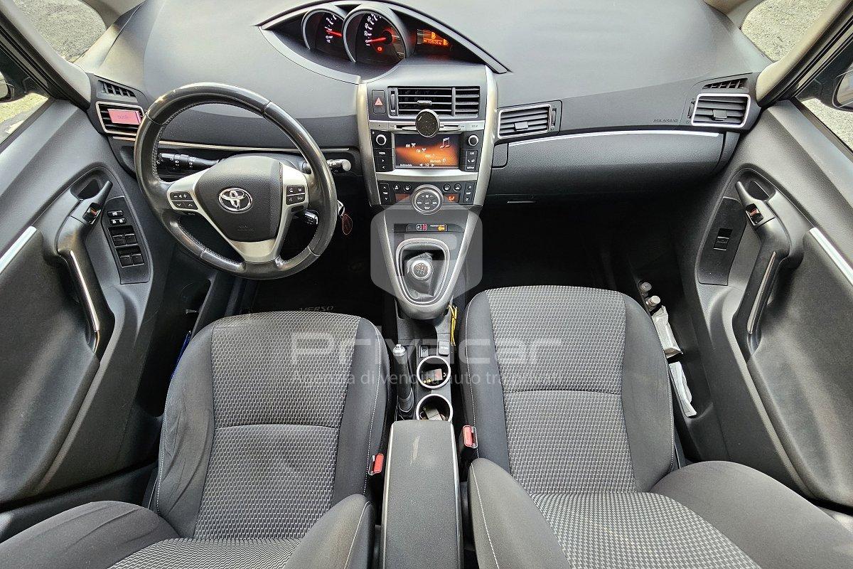 TOYOTA Verso 1.6 D-4D Active 7 posti