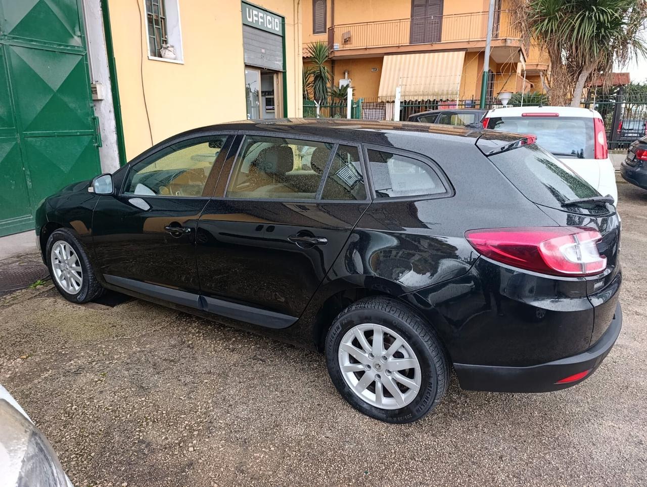 Renault Megane 1.5 dCi SporTour 2012