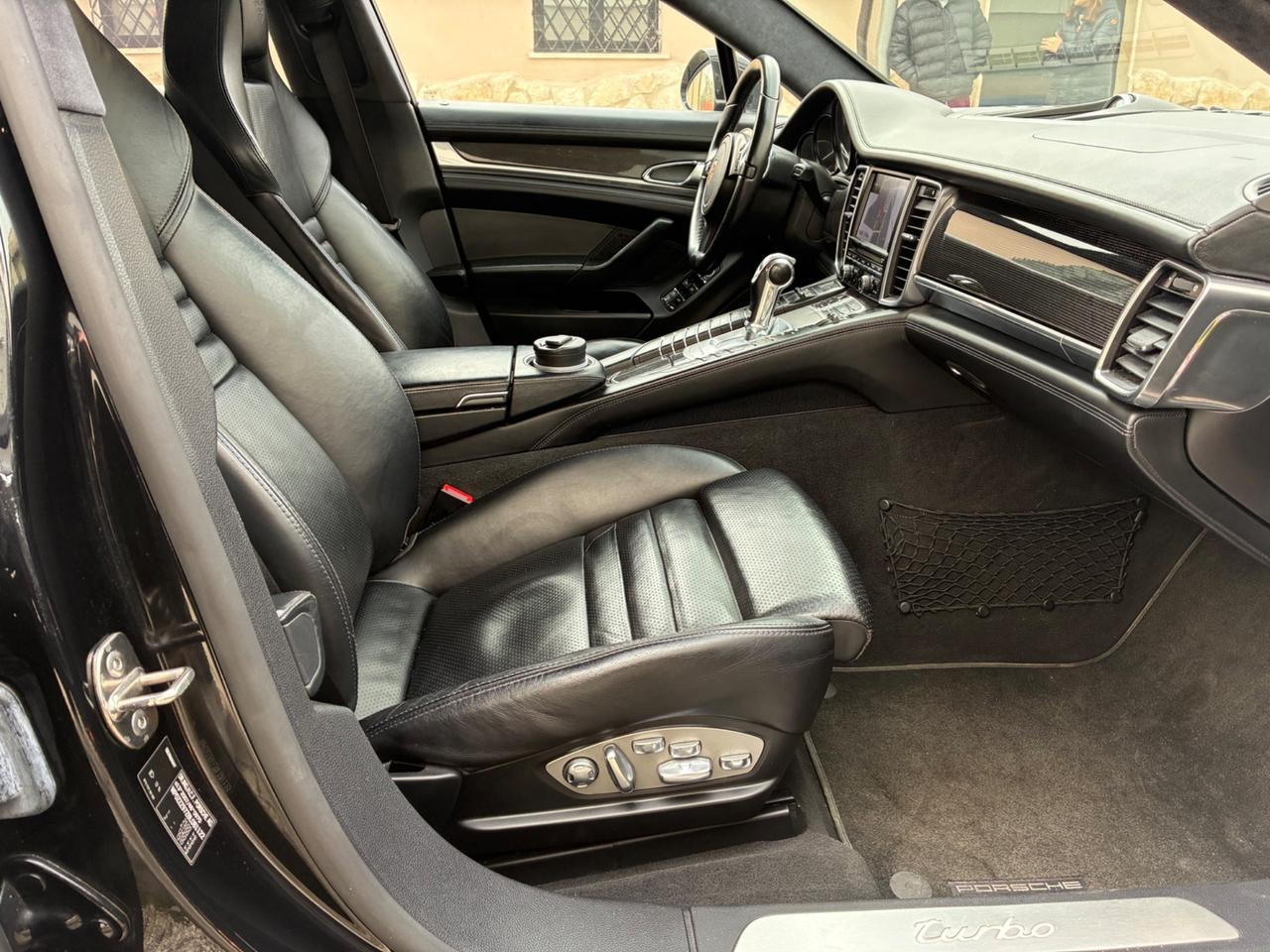 Porsche Panamera 4.8 Turbo