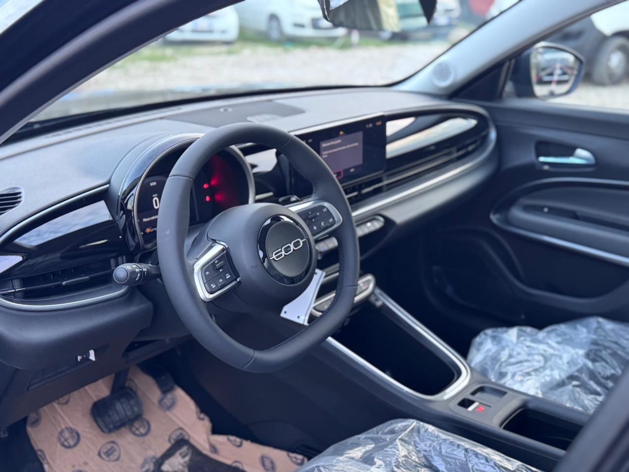 Fiat 600 Hybrid 145 CV DCT MHEV Icon