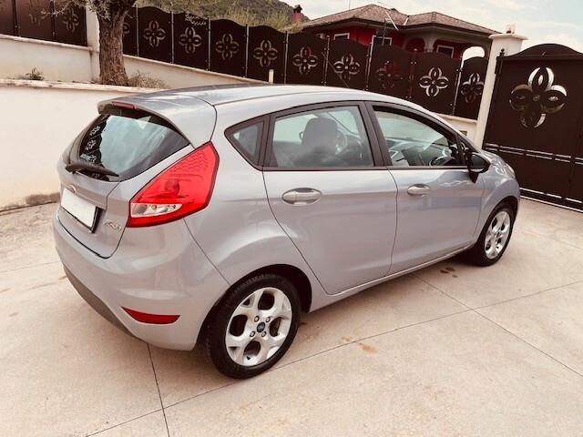 Ford Fiesta 5 PORTE 1.4 16 V GPL SCADENZA 2032