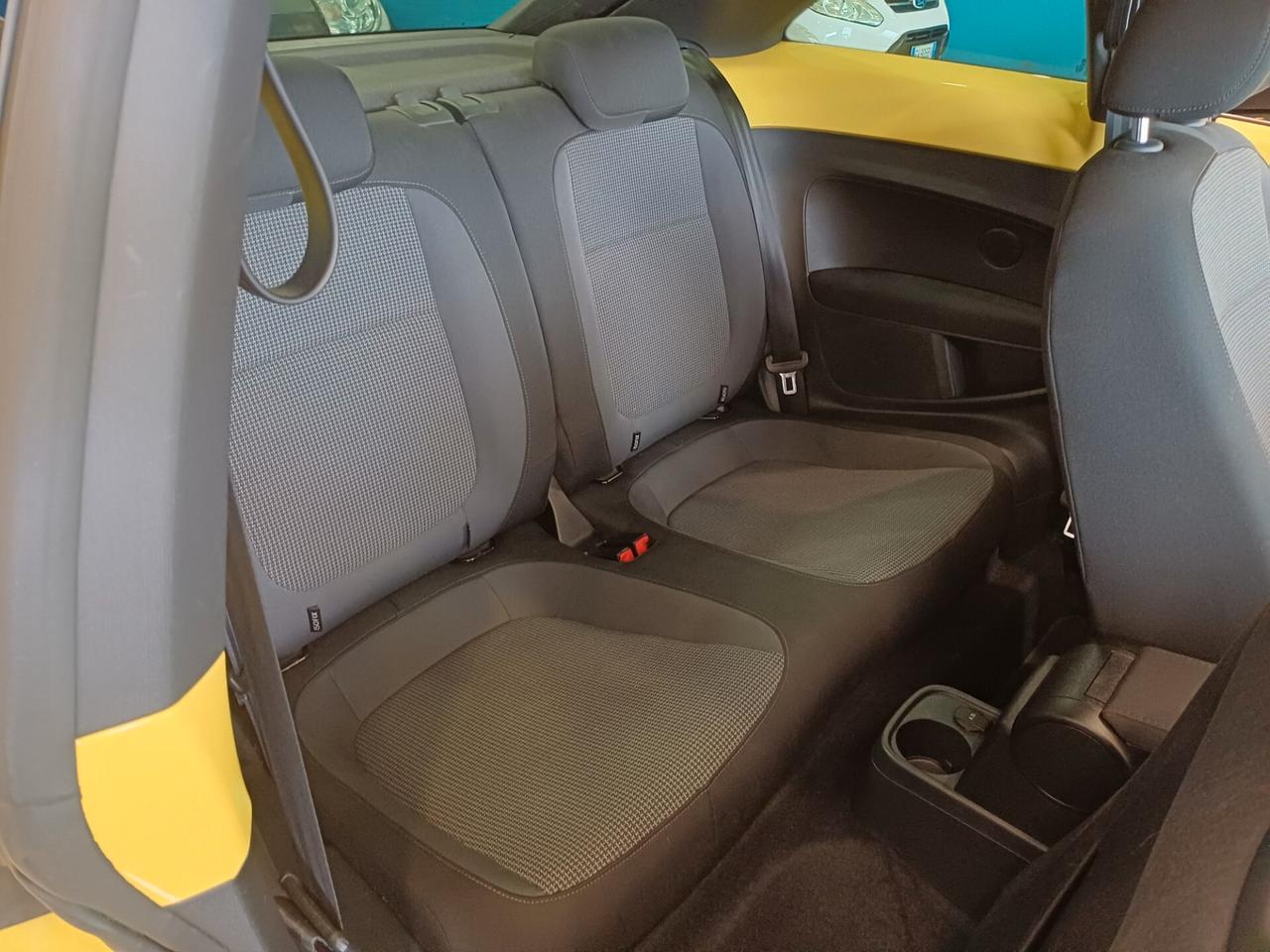 Volkswagen Maggiolino 1.2 TSI Design adatta a neopatentati