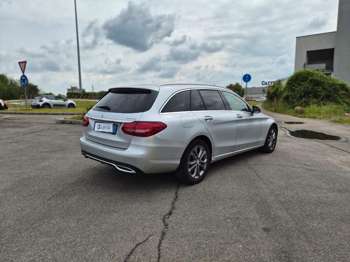 Mercedes Classe C 220 d Exclusive 4matic auto 9m
