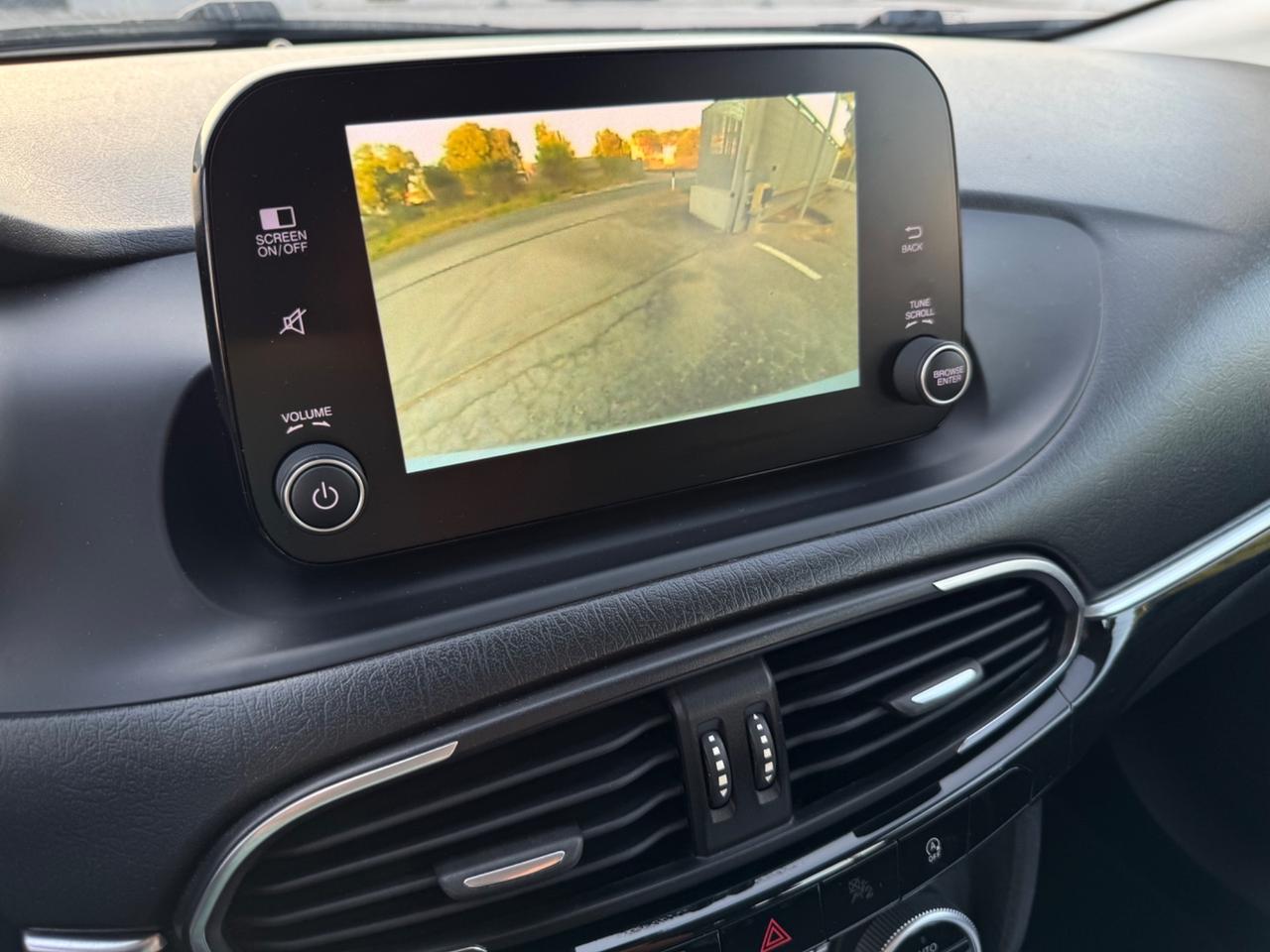 FIAT TIPO 1.3 MJT S.W. Business - Led Navi