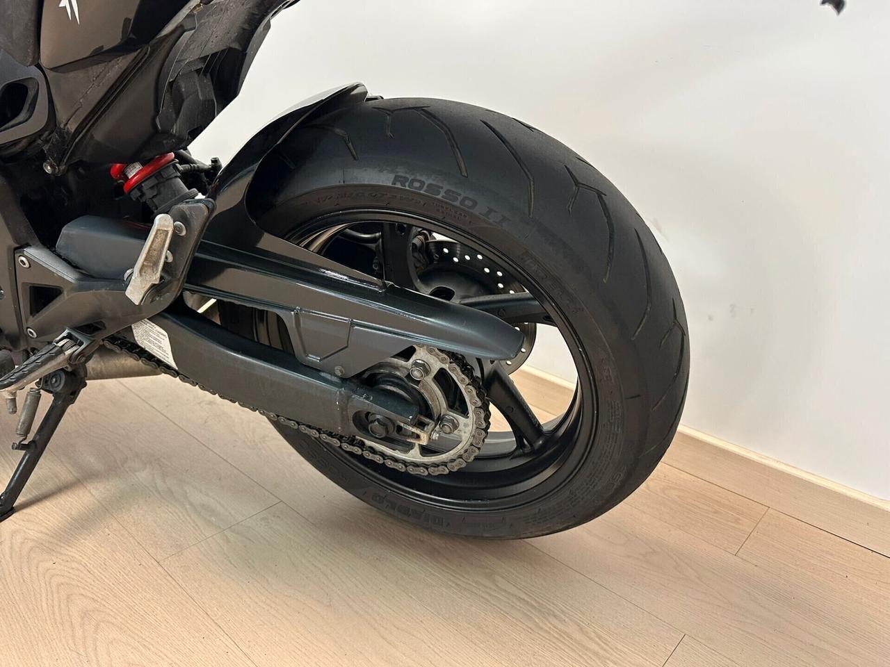 HONDA HORNET 600 SCARICO LEOVINCE DA 99€ AL MESE