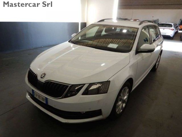 SKODA Octavia Octavia Wagon 2.0 tdi Executive 150cv dsg