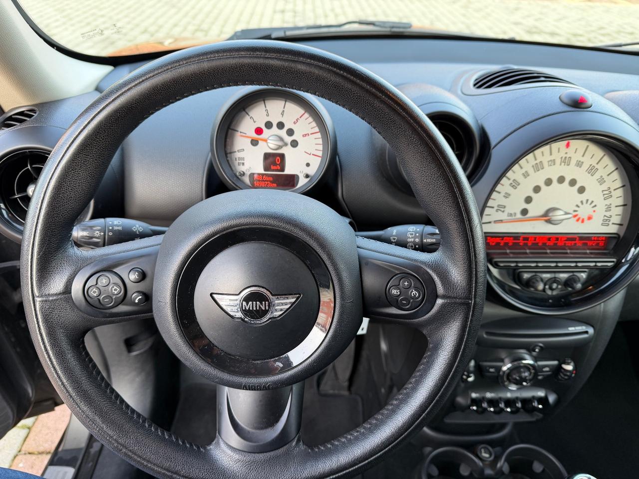 MINI Countryman D 1.6