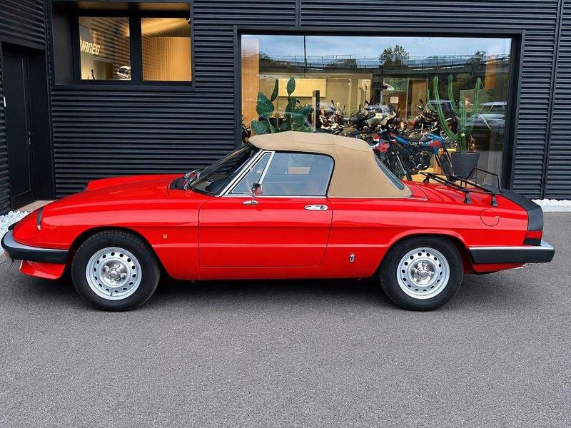 Alfa Romeo Spider 1.6 "DUETTO AERODINAMICA I"