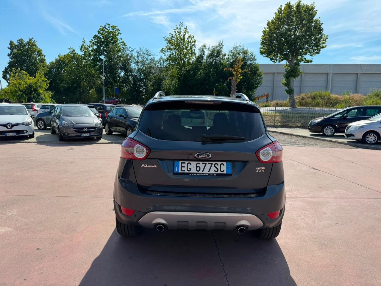 Ford Kuga 2.0 TDCi 140 CV 2WD Titanium DPF