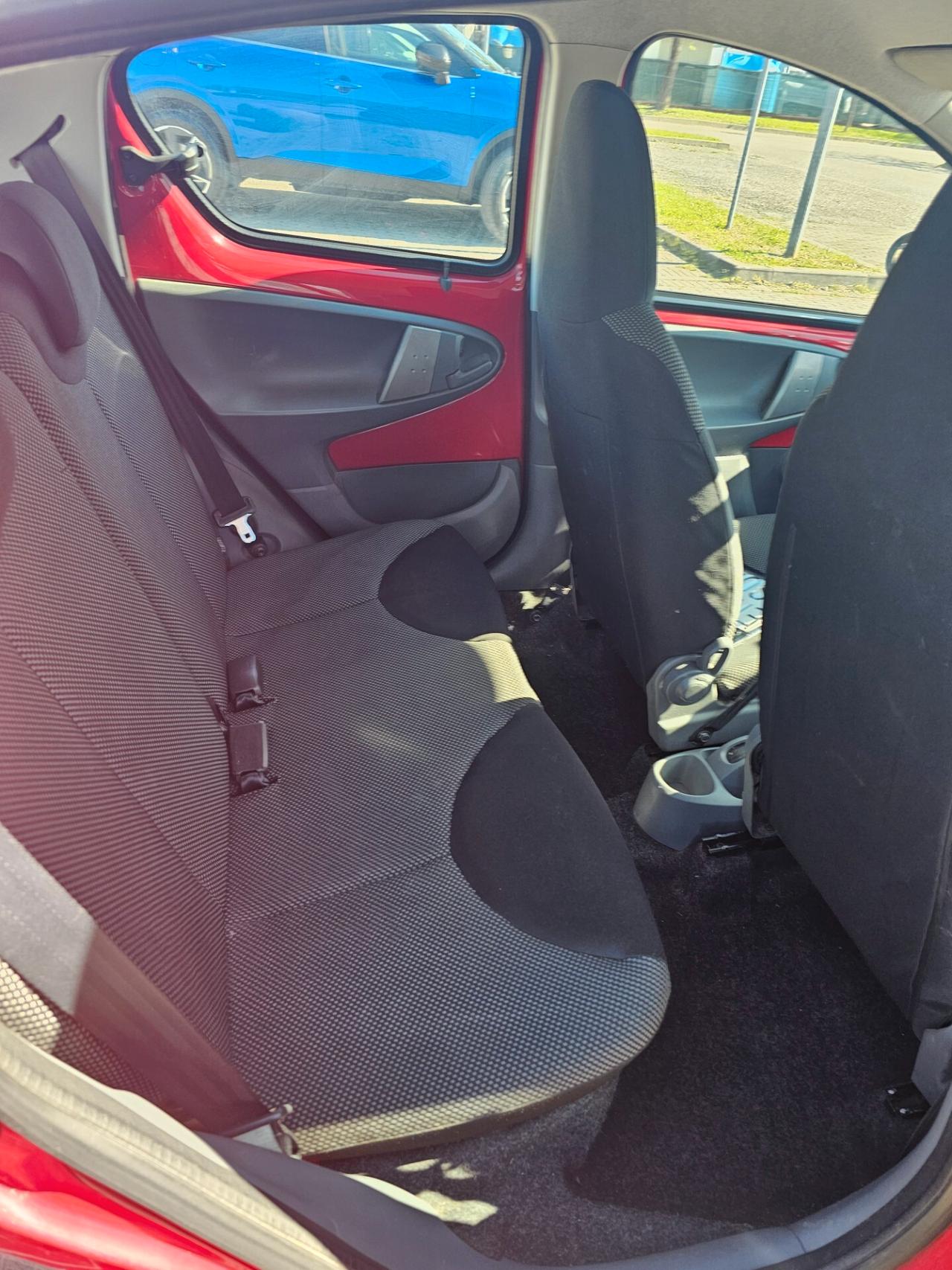 Toyota Aygo 1.0 12V VVT-i 5 porte Now