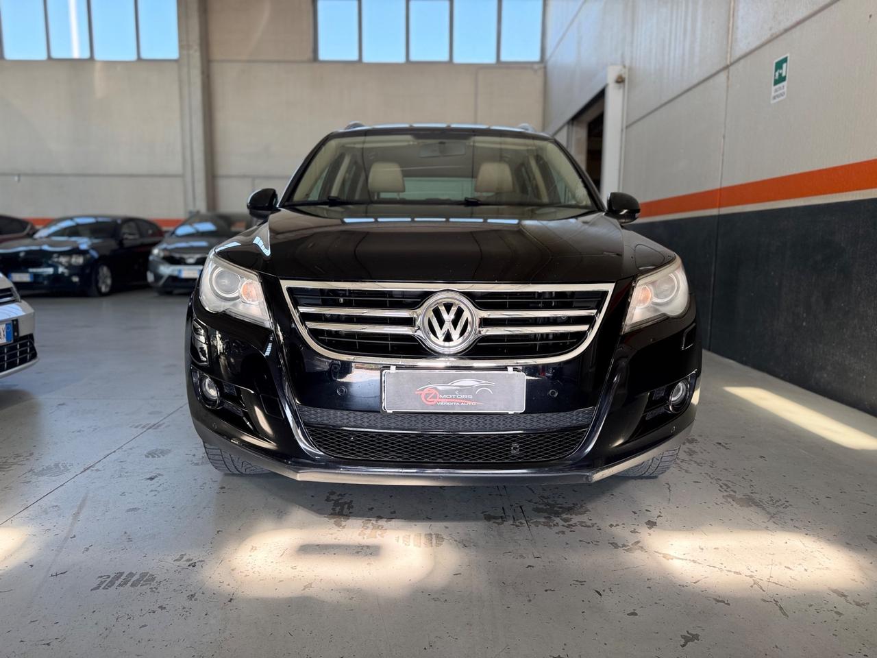 Volkswagen Tiguan 2.0 16V TDI DPF tiptronic Sport & Style (18°)