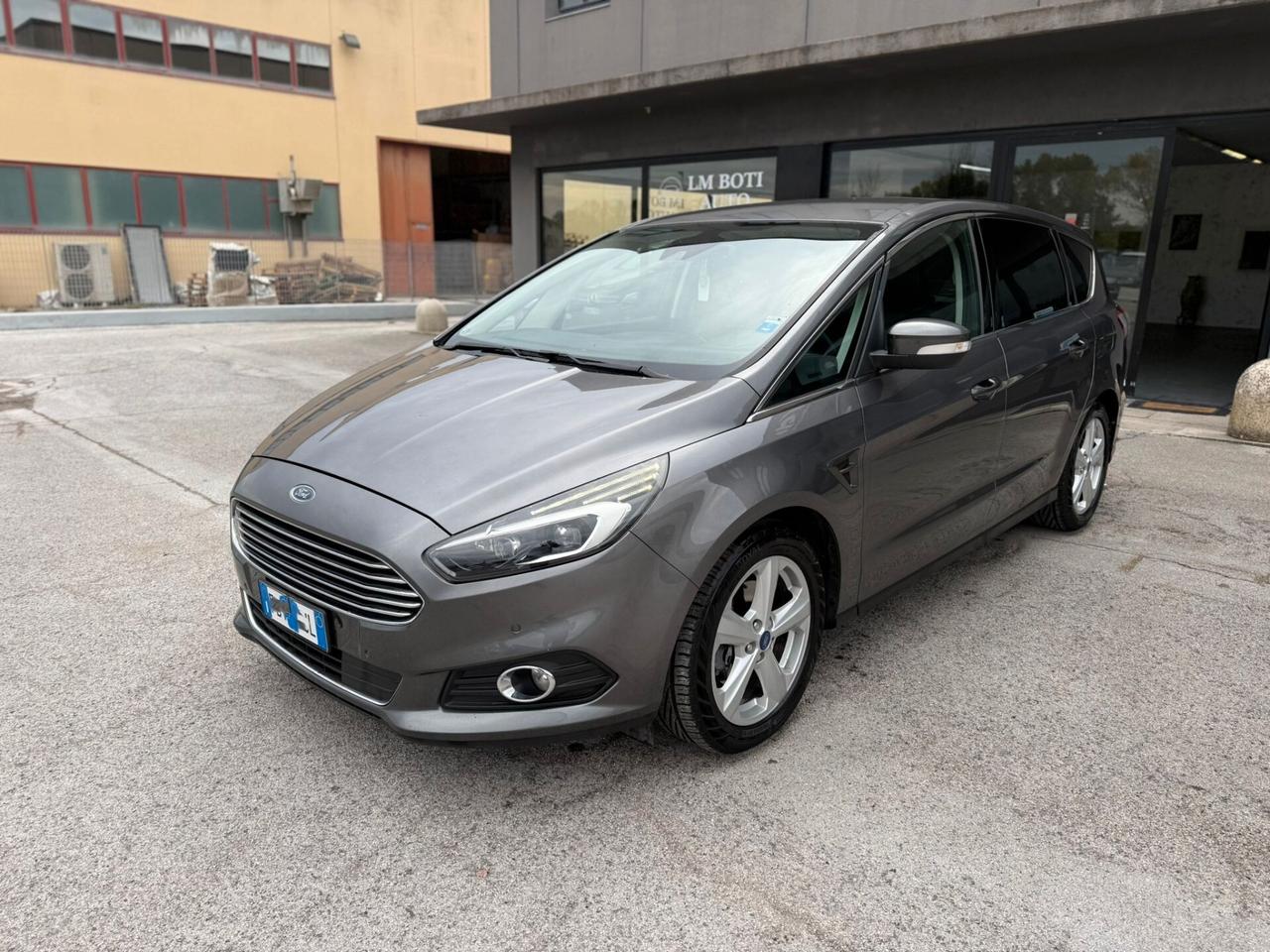FORD S-MAX 2.0D 2017 12 MESI DI GARANZIA