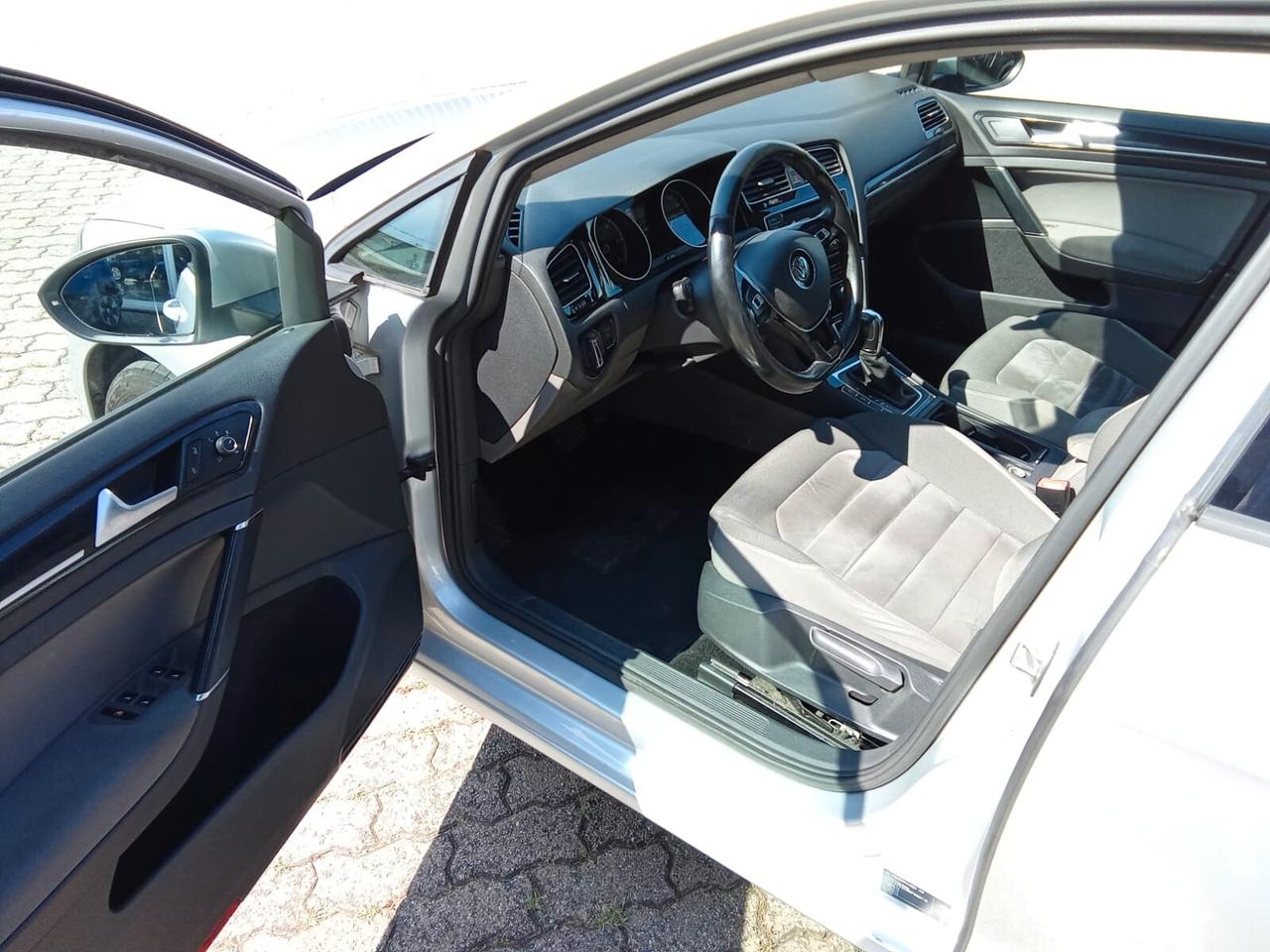 Volkswagen Golf 2.0 TDI DSG 5p. Highline BlueMotion Technology