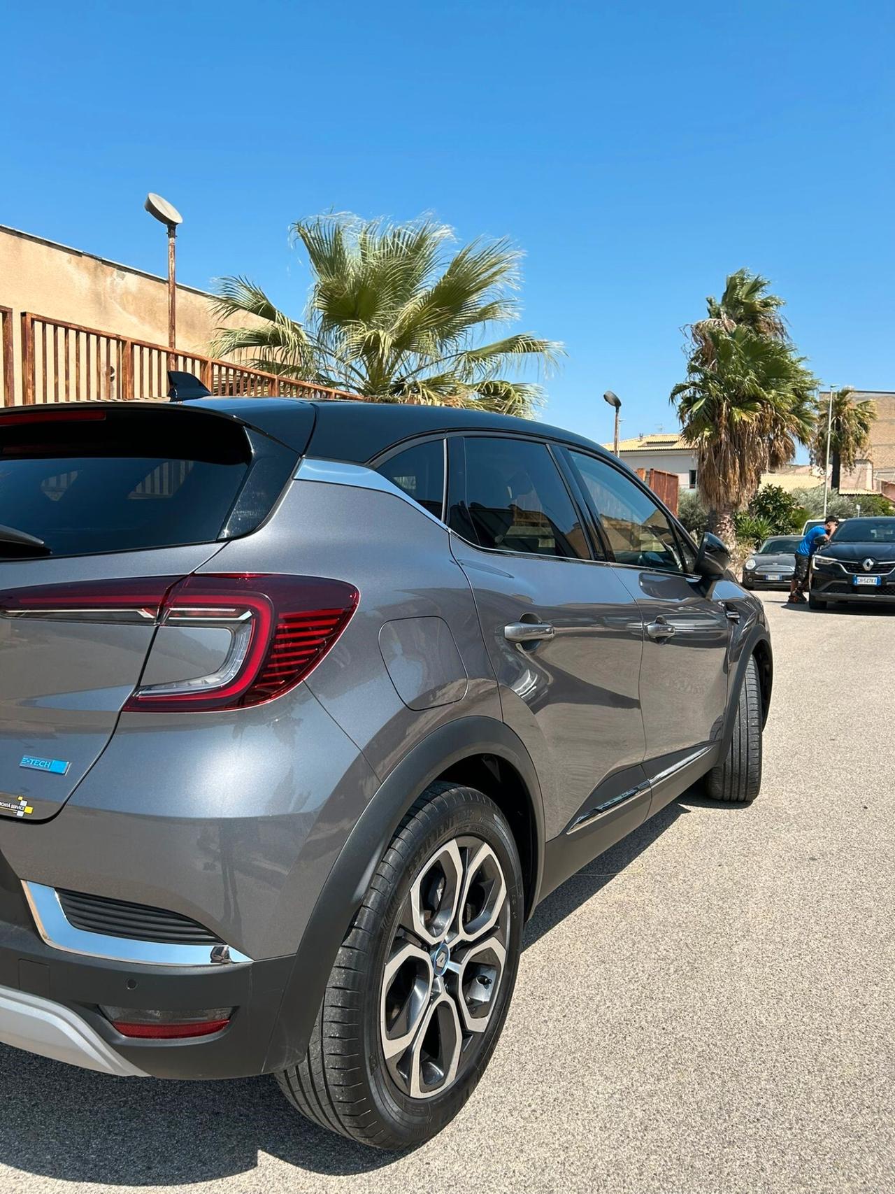 Renault Captur Plug-in Hybrid E-Tech Intens