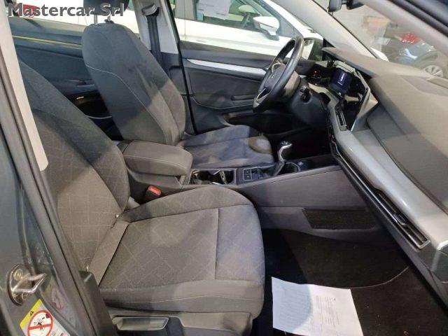 VOLKSWAGEN Golf Variant 2.0 tdi Life 115cv GH409ZW