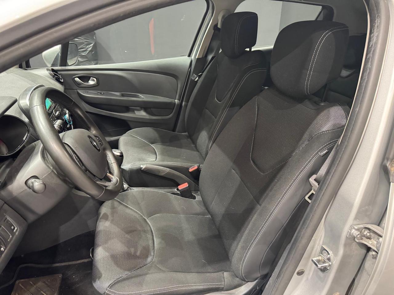 RENAULT Clio IV 2017 - Clio 0.9 tce Business 75cv