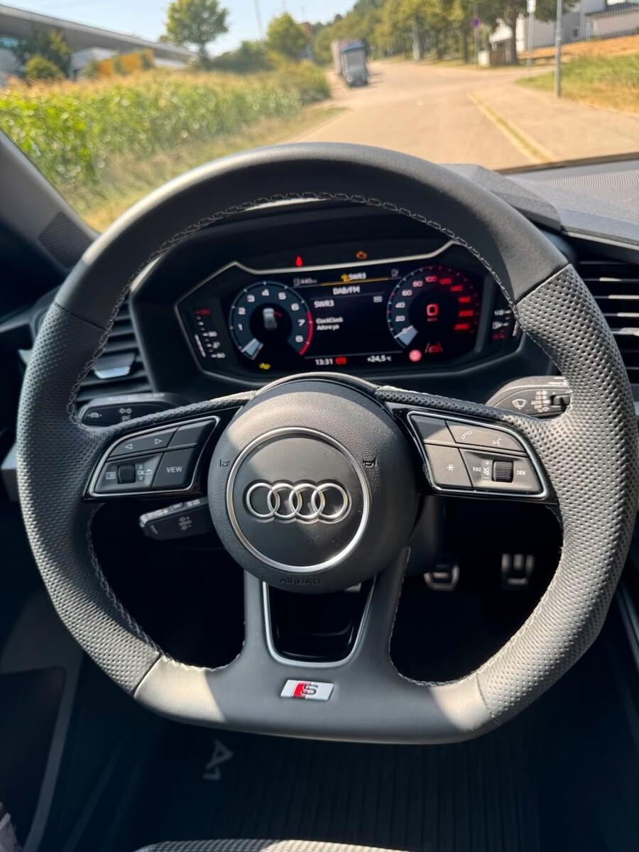 Audi A1 SPB 25TFSI S line edition