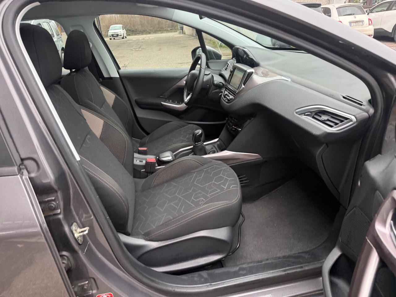 Peugeot 2008 1.6 e-HDi 92 CV Stop&Start Allure