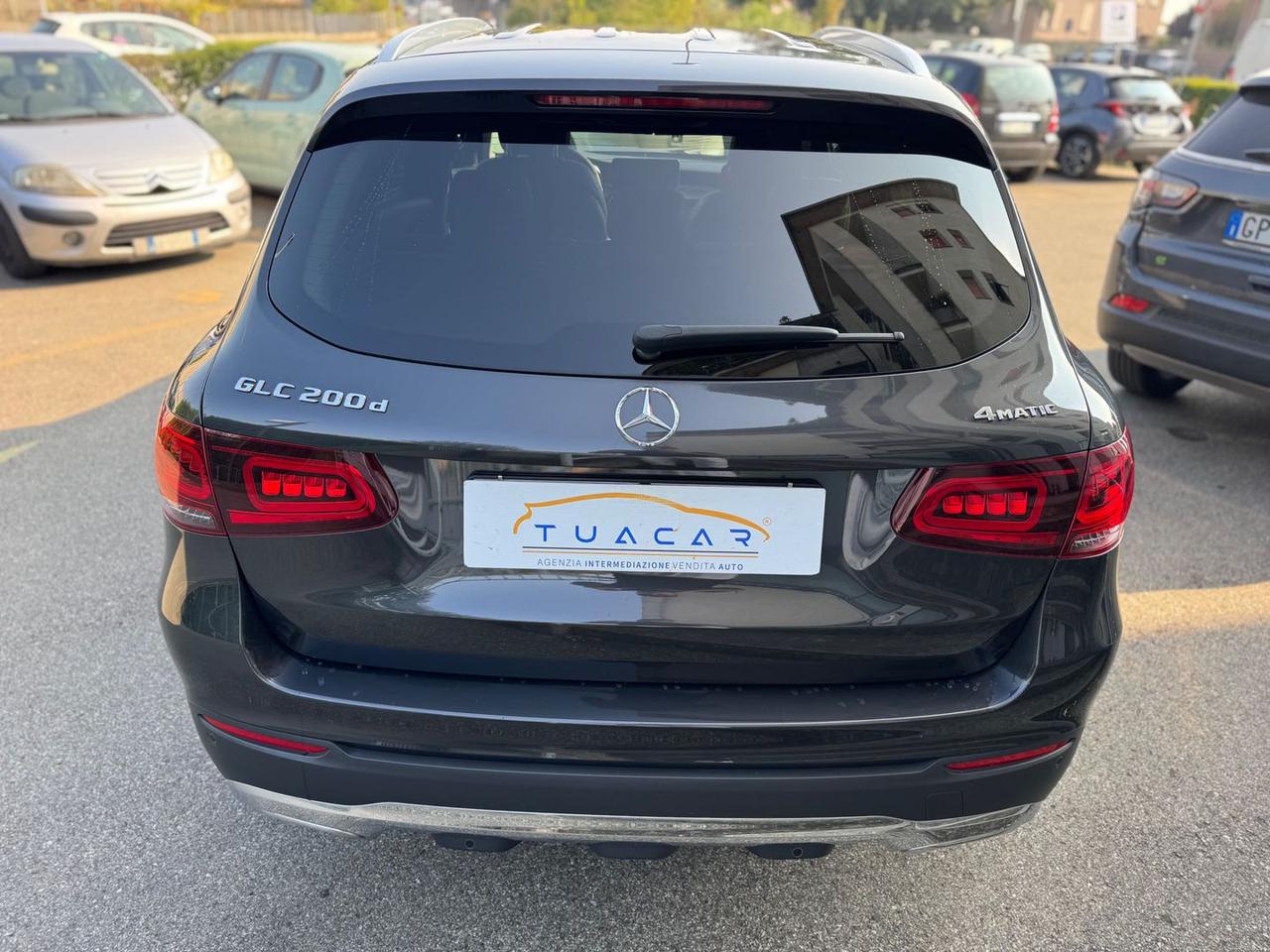 Mercedes-Benz GLC 200 Business #7285