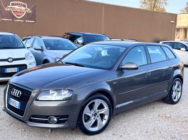Audi A3 1.6 TDI 105CV S TRONIC NEOPATENTATI