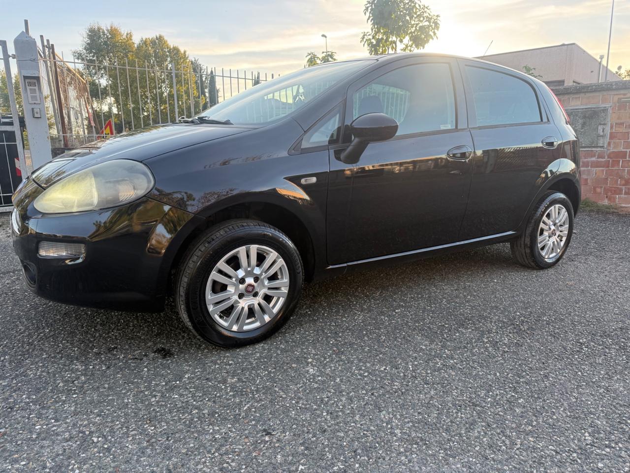 Fiat Punto 1.4 8V 5 porte Natural Power Street