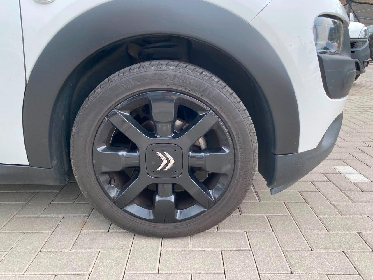 Citroen C4 Cactus 1.2 puretech Shine s&s 110cv