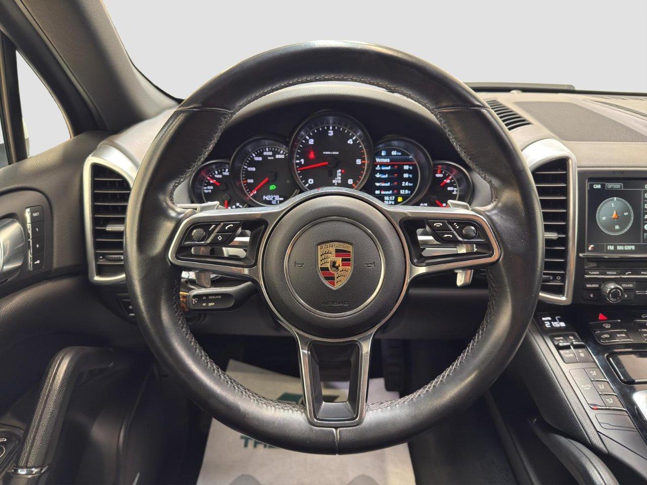 Porsche Cayenne 3.0 tiptronic*FORMULA S*EURO6B*