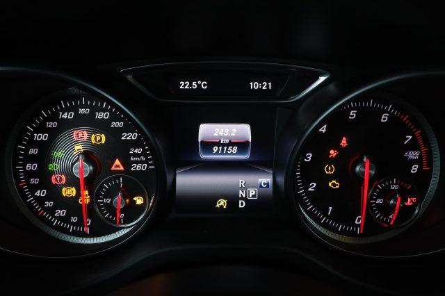 MERCEDES-BENZ CLA sse GLA GLA 200 Sport
