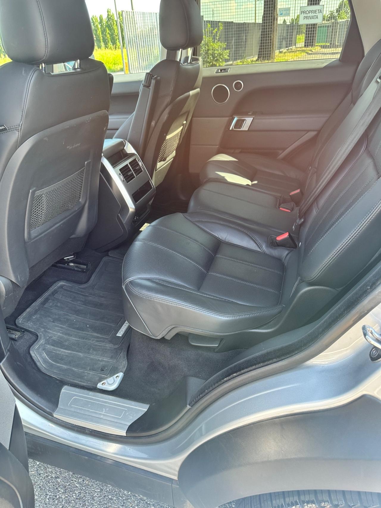 Land Rover Range Sport 3.0 TDV6 HSE Dynamic