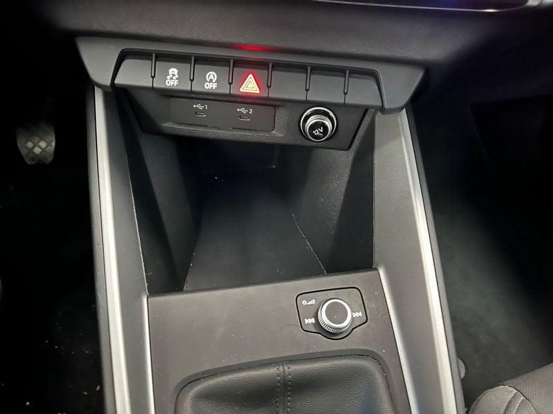 Audi A1 A1 SPB 25 1.0 TFSI S Line Adrenalin