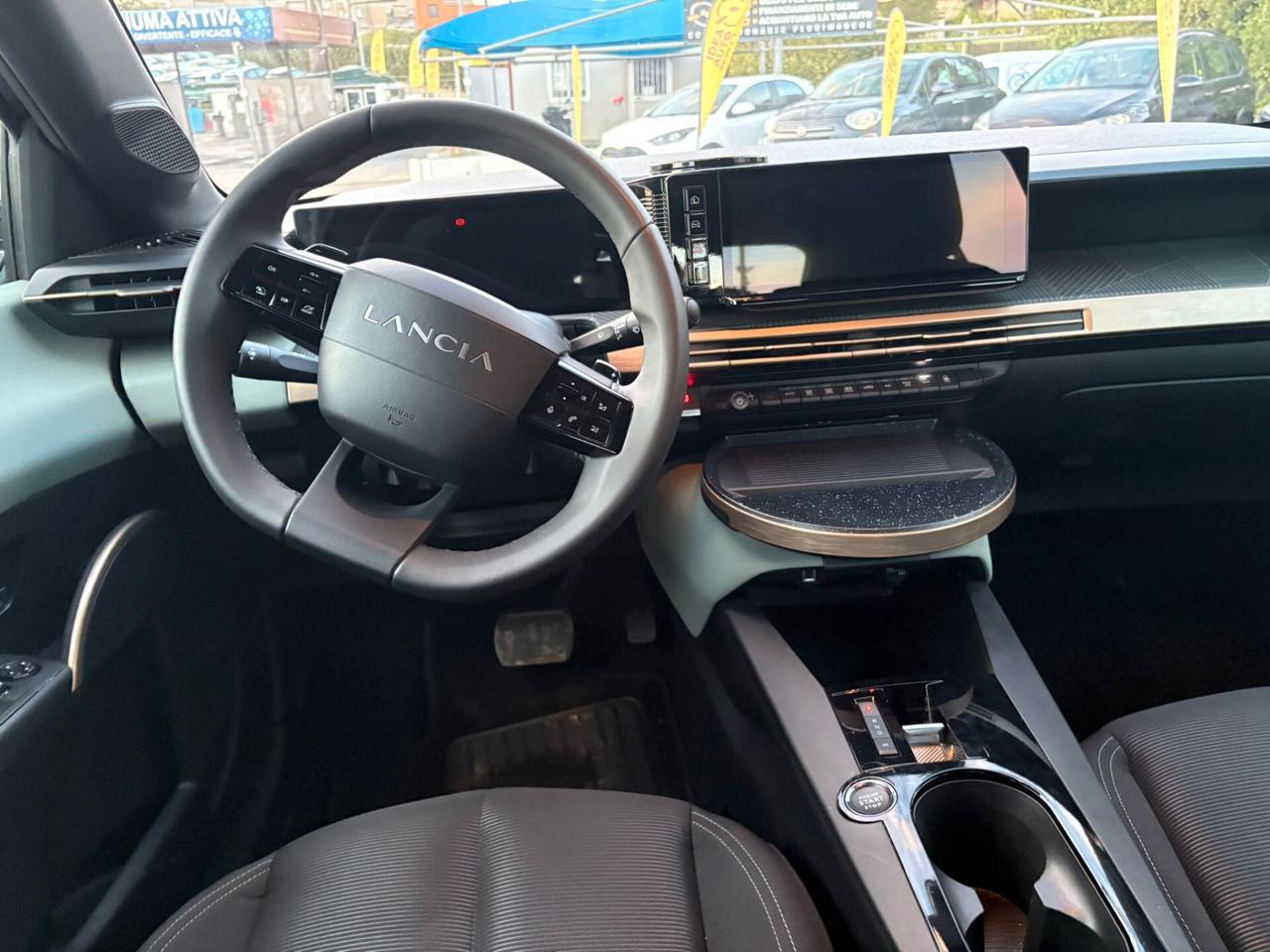 Lancia Ypsilon Hybrid e-DCT PROMO FINANZIAMENTO