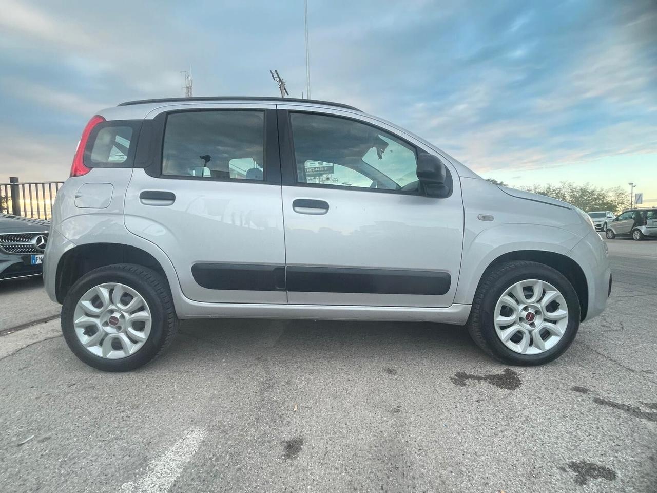 Fiat Panda 0.9 TwinAir Turbo Natural Power Lounge