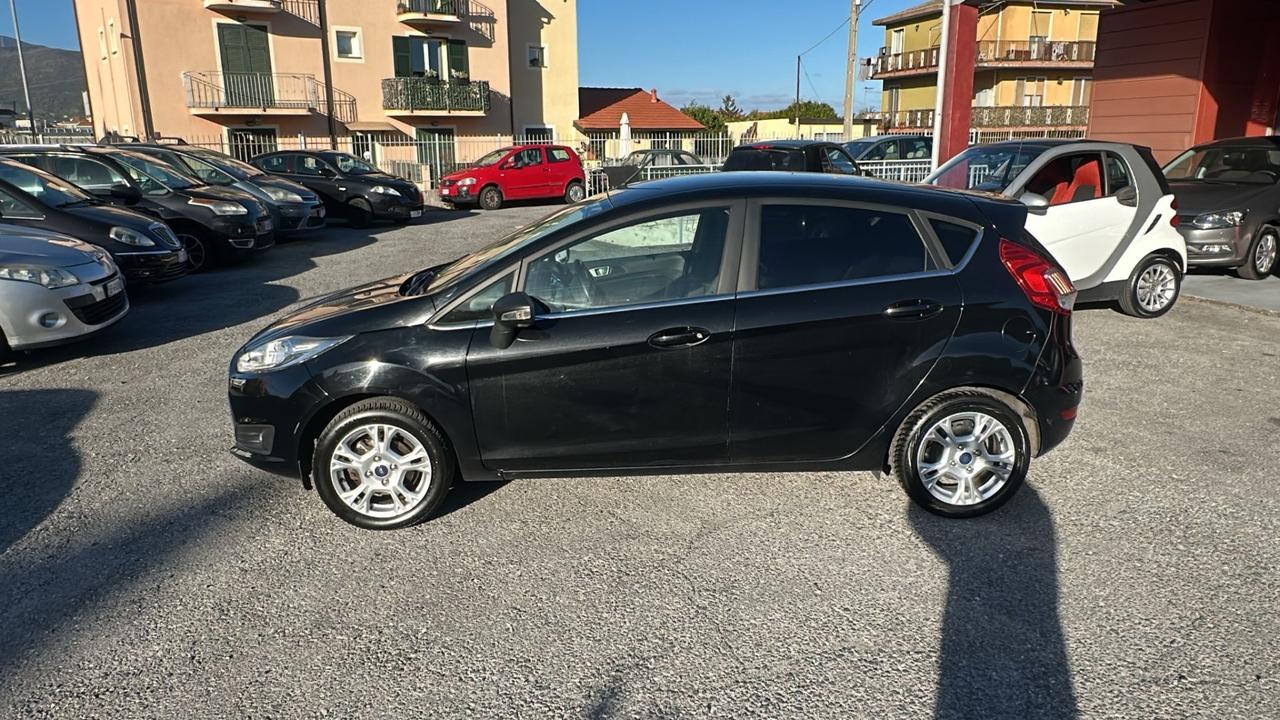 Ford Fiesta 1.0 80CV 5 porte Black & White Edition